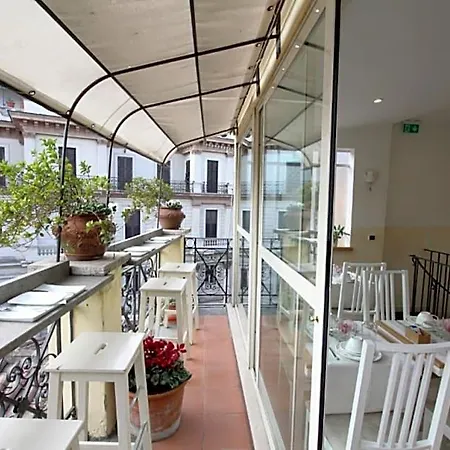 La Fenice 3* Rom