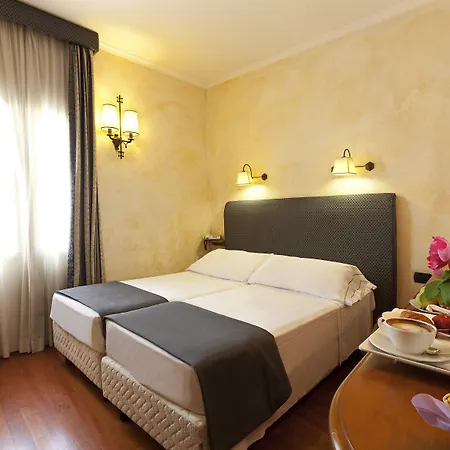 Апартаменты La Fenice Рим